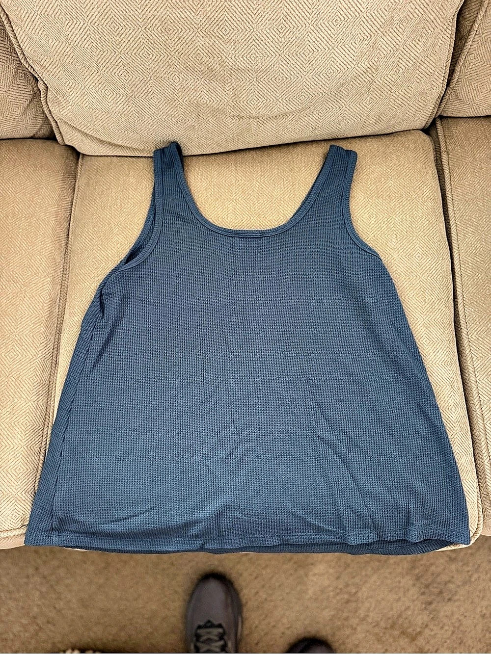 Ocean + Coast Ribbed Henley Tank Top in Blue Size Medium Like New